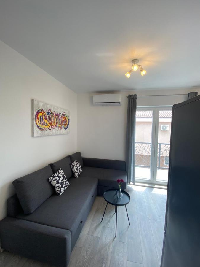 Apartments Ena Kaštela エクステリア 写真