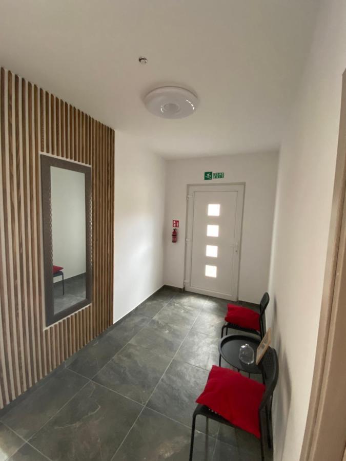 Apartments Ena Kaštela エクステリア 写真