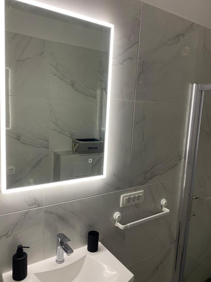 Apartments Ena Kaštela エクステリア 写真