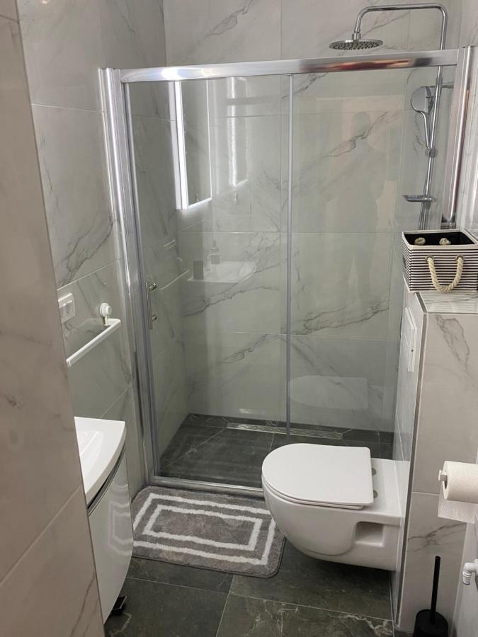 Apartments Ena Kaštela エクステリア 写真